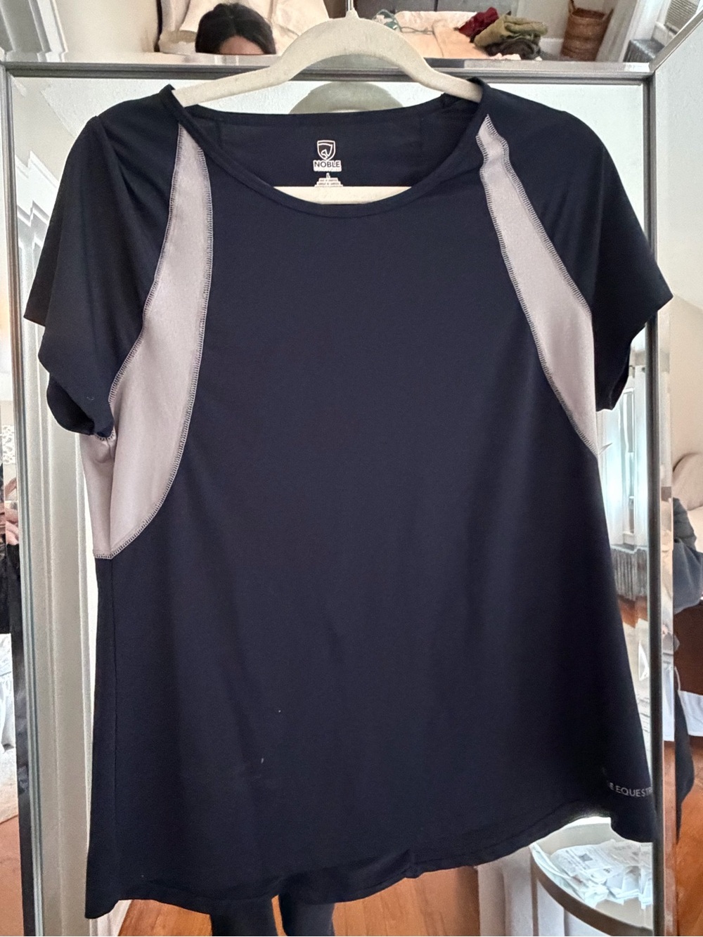 Noble Equestrian Top large